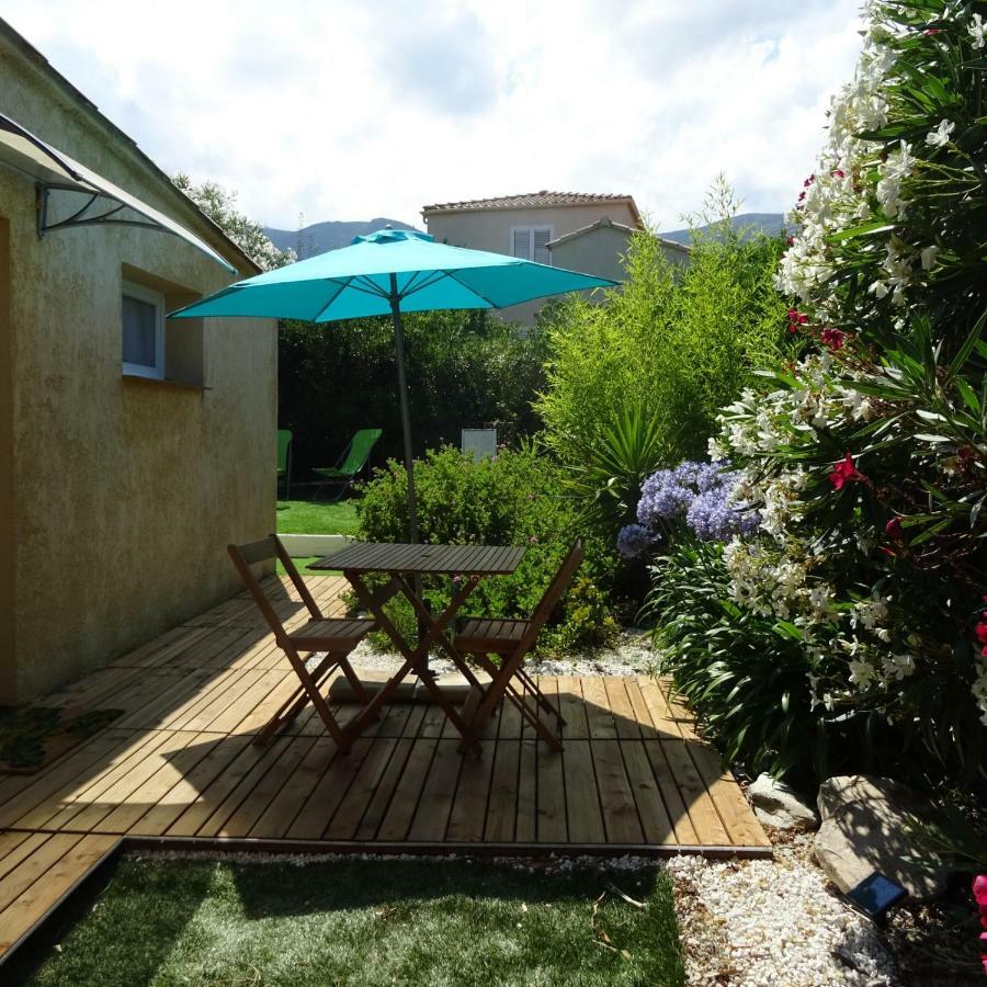 Hotel 2 Pieces Independant Avec Son Jardinet Prive Borgo  Exterior foto